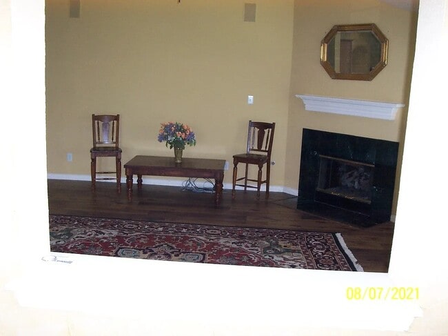 Foto del edificio - 7900 Brookmount St