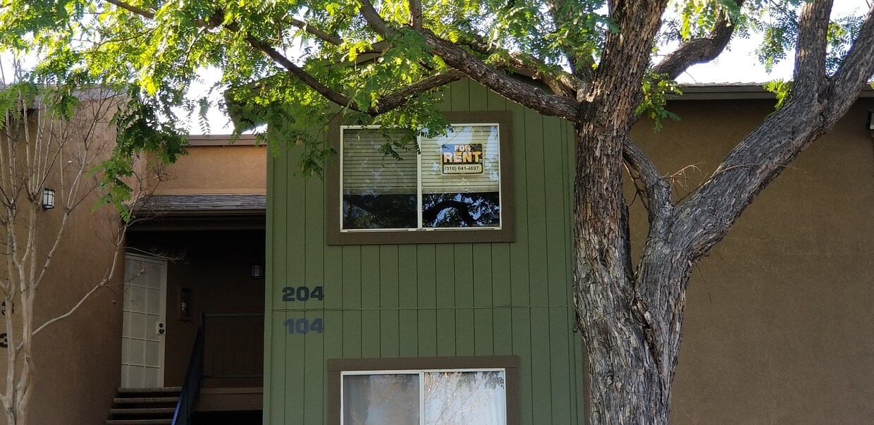 2588 Avenida Del Vista, Corona, CA 92882 Condo for Rent in Corona, CA