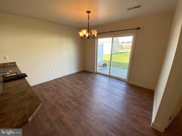 Building Photo - 106 Redstone Dr