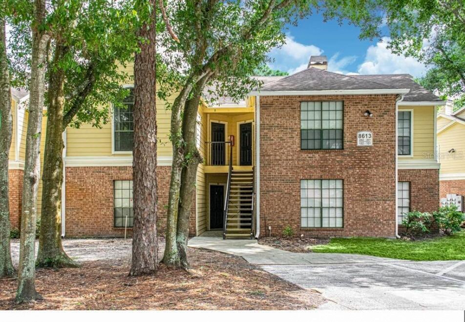Foto principal - 8613 Mallard Reserve Dr