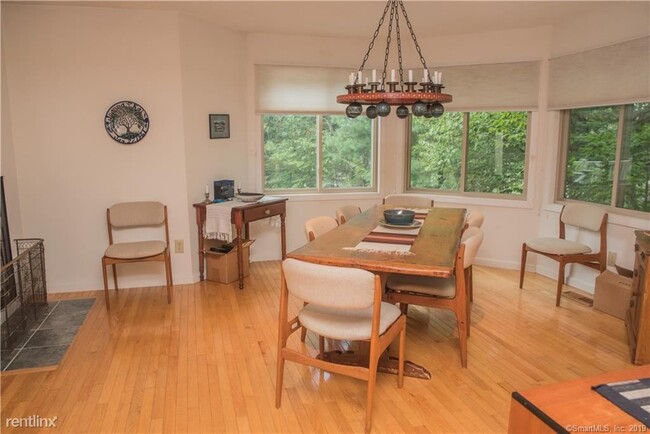 Foto del edificio - 3 br, 2.5 bath Condo - 53 Quarry Dock Rd