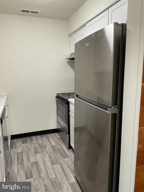 Foto del edificio - 1216 Ravens Crest Dr