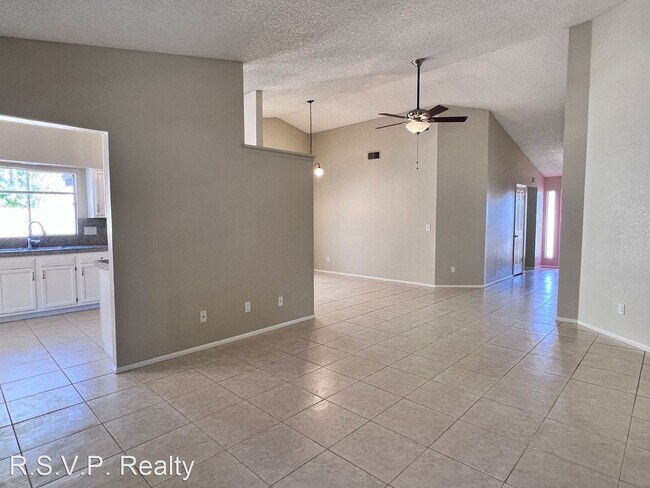 Building Photo - 3 br, 2 bath House - 3782 E. Acoma Drive