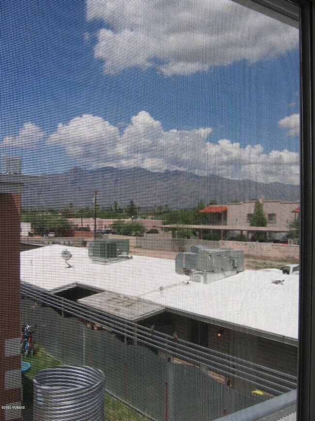 Foto del edificio - 3314 N Fremont Ave