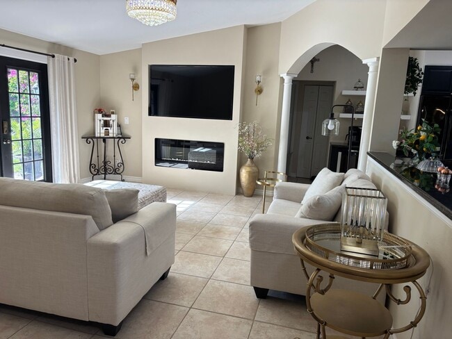 Building Photo - NO HOA – Move-In Ready Tomorrow | 3 bedroom\2 bath Private Heated Pool Home on 1.5 Acres in Oakes...
