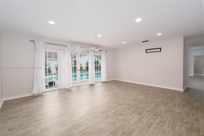 Building Photo - 1280 95th St