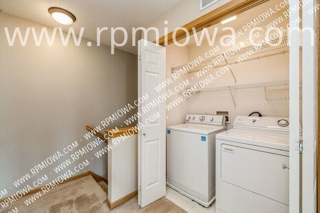 Foto del edificio - NEAR OTTER CREEK GOLF COURSE!! 2 Bedroom, ...