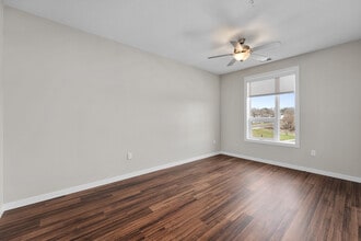 1 Bedroom + Den 1B-3 Model Unit - Cannery Square