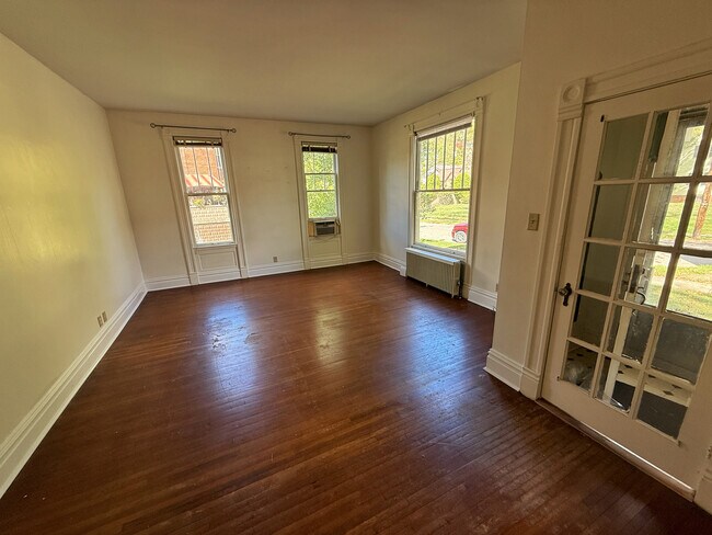 Foto del edificio - 163 Edgwood St