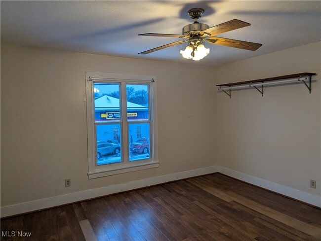 Building Photo - 203 S Diamond St