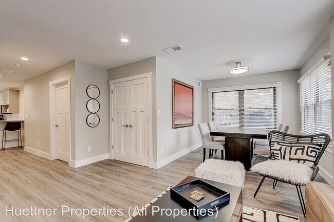 Foto del edificio - 2105 N Booth St