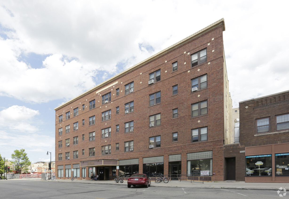 Foto del edificio - Graver Inn Apartments