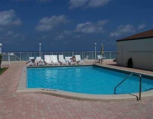 Foto del edificio - 3540 S Ocean Blvd