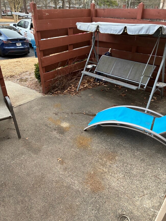 Building Photo - 579 Wedgewood Dr