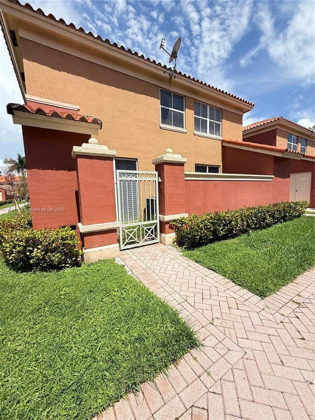 Foto del edificio - 6103 NW 116 Pl