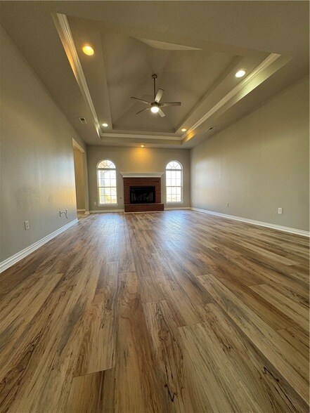 Foto del edificio - 314 Center Dr