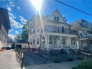 Building Photo - 108 Lenox Ave