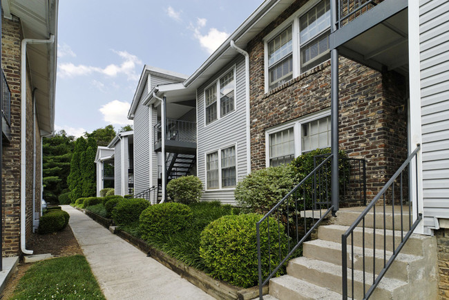 Building Photo - Walker Springs Apartments