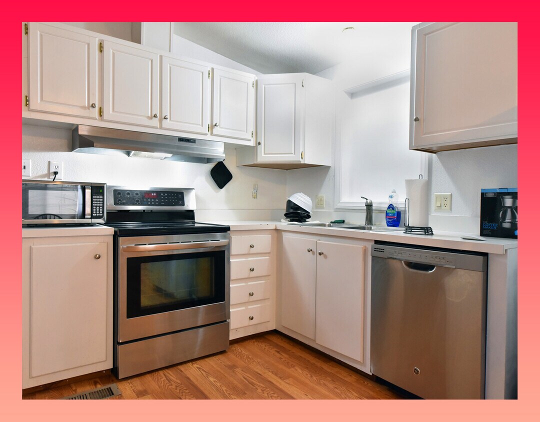 4360 Savoy Blvd Unit Red Apartment, Pahrump, NV 89061 Apartments in
