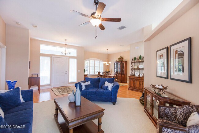 Foto del edificio - 6391 Nika Ct