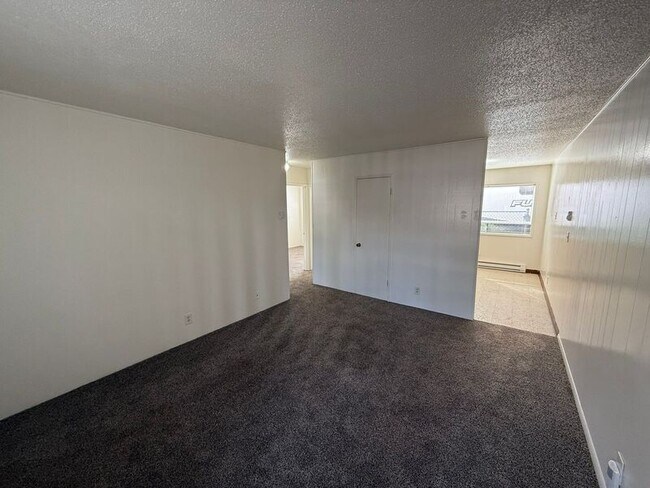 Foto del edificio - 550 SW Levens St