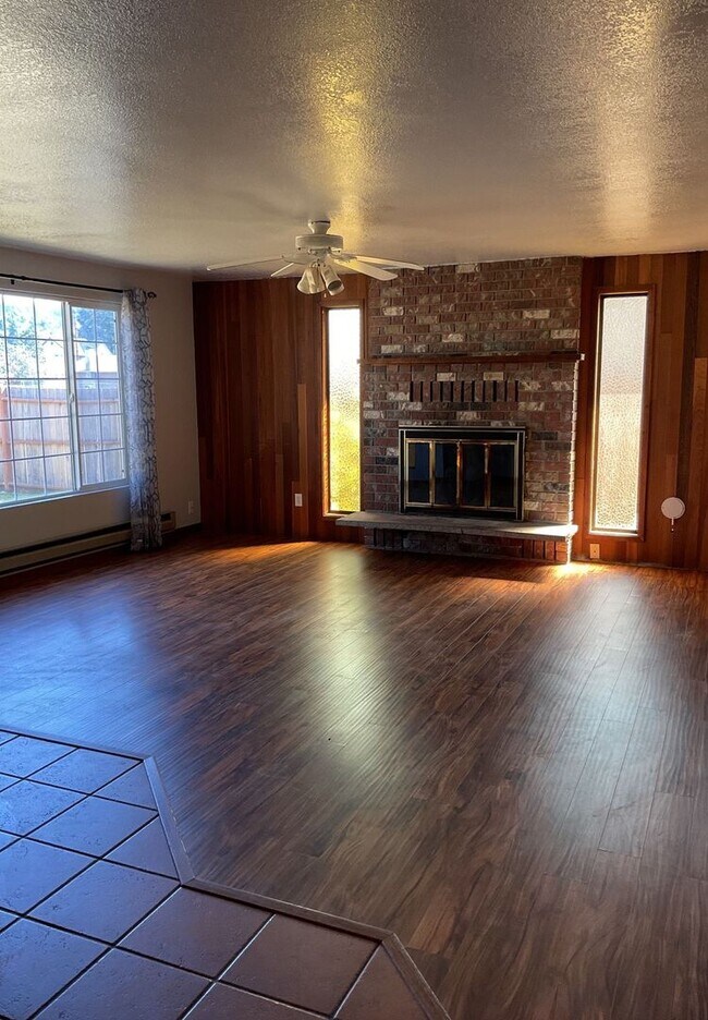 Foto del edificio - 3 bedroom 1.5  bath home