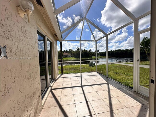 Building Photo - 4366 Mahogany Ridge Dr