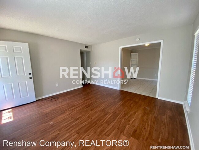 Building Photo - 3 br, 2 bath House - 3228 Sherrycrest Dr