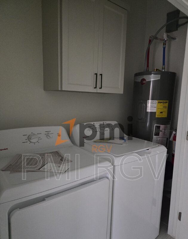 Foto del edificio - 2701 Brookside Bent St