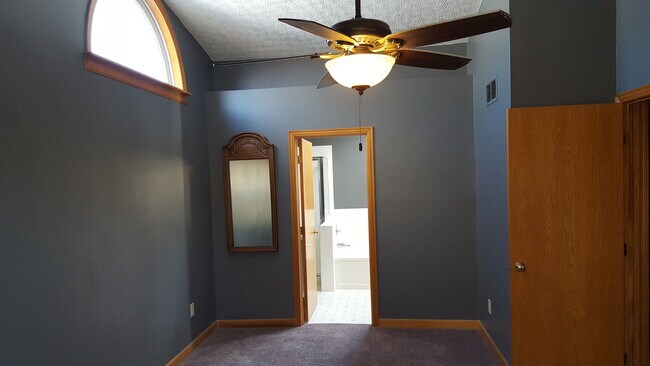 Master Suite - 6946 Seafield Court