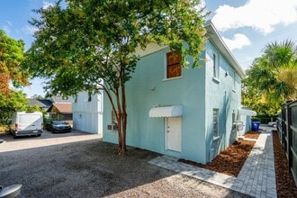 Building Photo - 13 Norman St