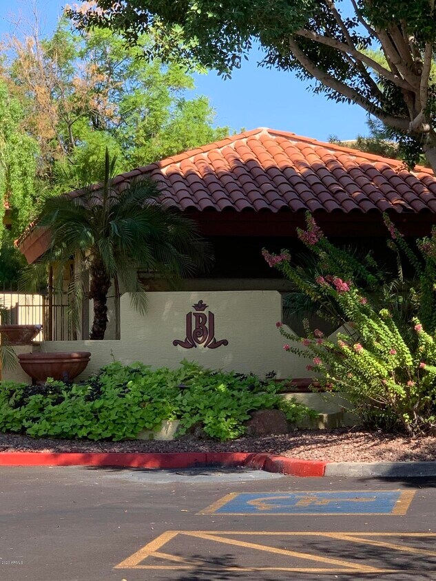 Foto principal - 7008 E Gold Dust Ave