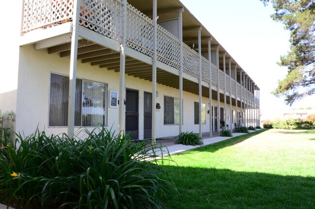 Foto del edificio - Mountain Shadow Apartments