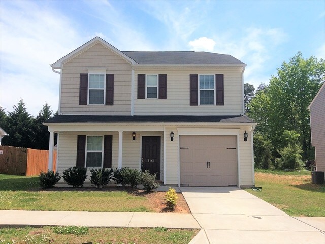Foto principal - 5161 Liberty Hall Circle