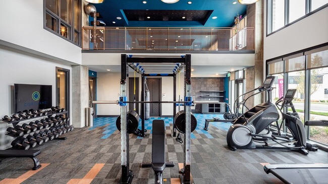 Building Photo - Cortland at the Nations