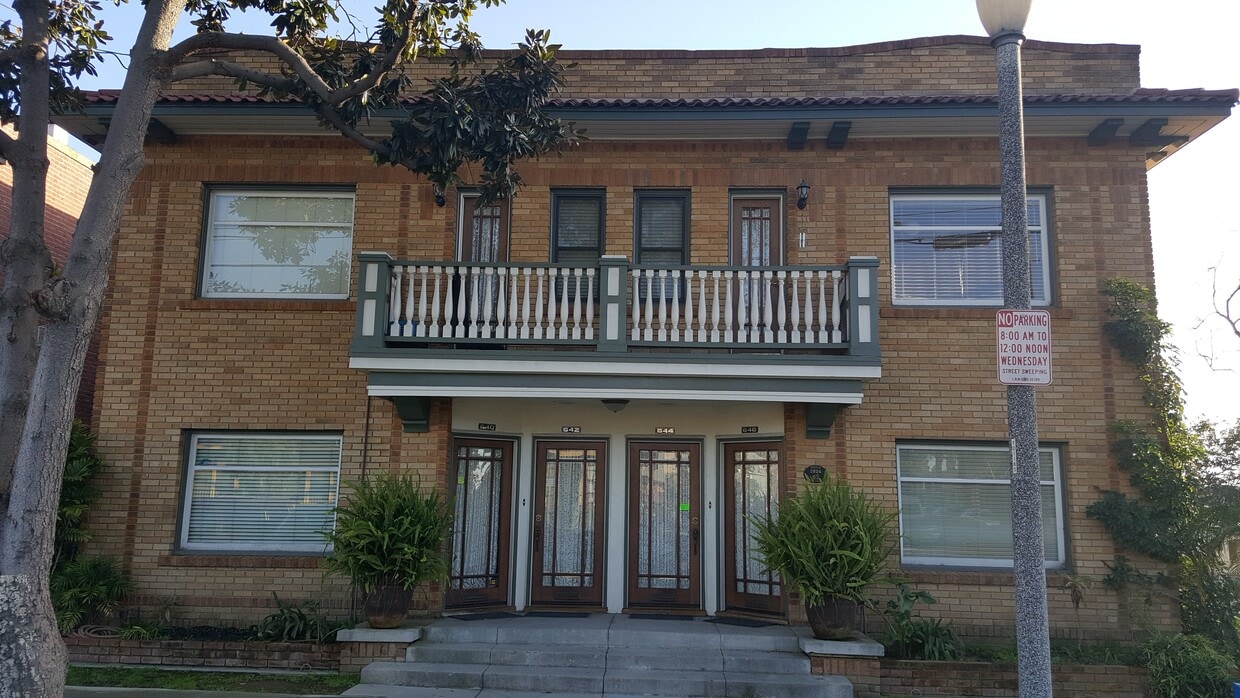 Primary Photo - 640 W 8th St