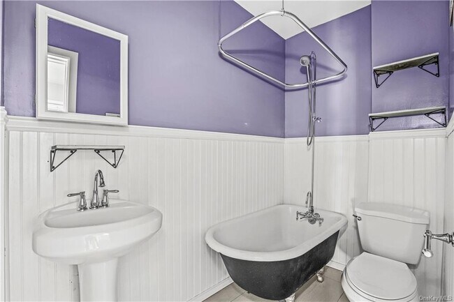 Foto del edificio - 226 Sommerville Pl