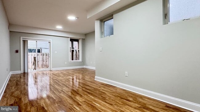 Foto del edificio - 1216 N 7th St