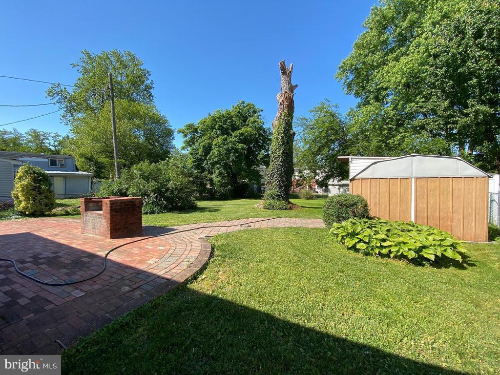 Building Photo - 8524 Highland Ln