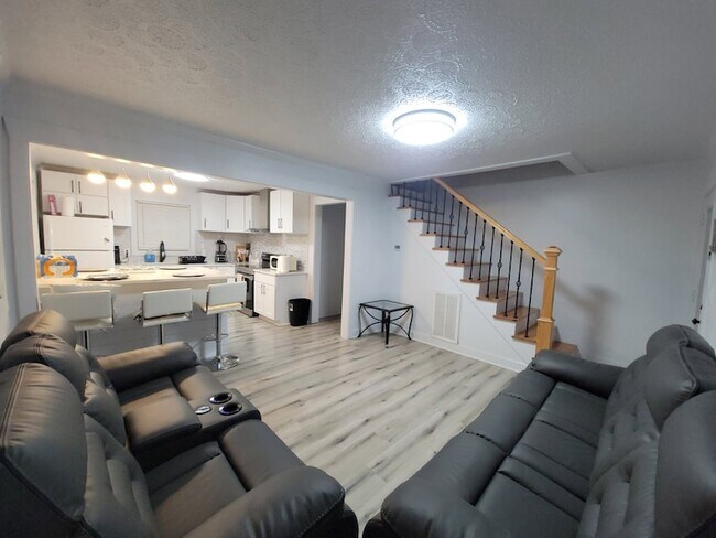 Building Photo - 1055 Antioch Pike