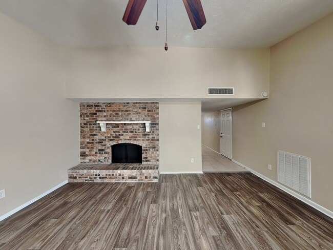 Building Photo - Wonderful Home!