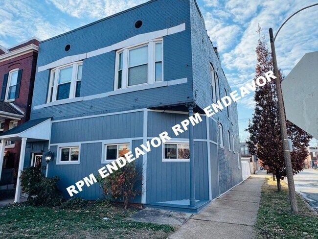 Foto del edificio - Stunning Tower Grove East 4 Bedroom 3.5 Bath Home