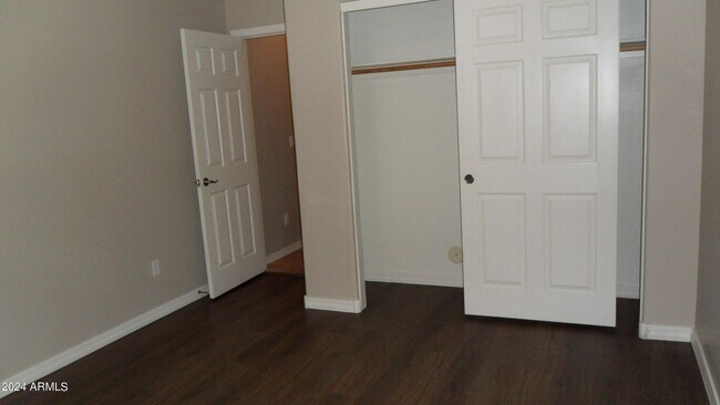 Foto del edificio - Large 3 Bed, All Appliances, Ready for Move In!