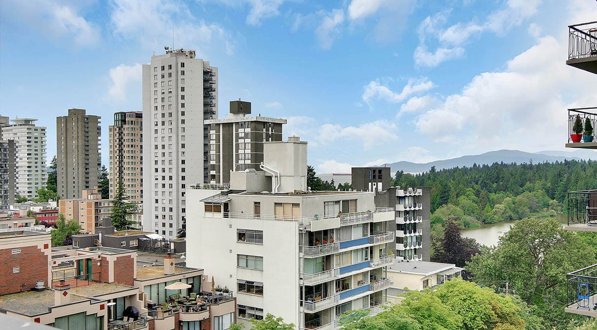 Building Photo - Ilikai