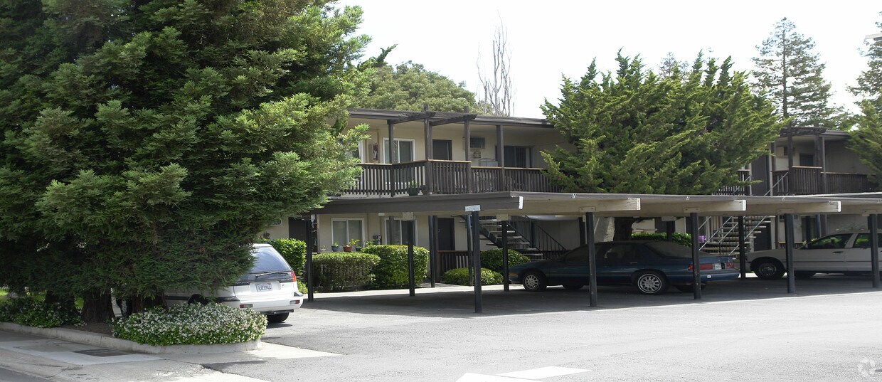 Primary Photo - 1506 Garcez Dr