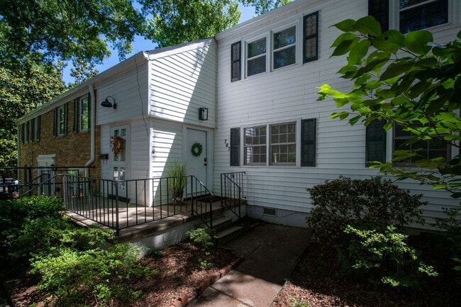 Building Photo - 707 Wade Ave