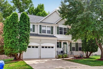 Building Photo - 11813 Murre Ct
