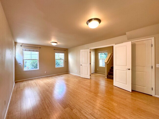 Foto del edificio - 3bd/2.5ba Sammamish Townhouse