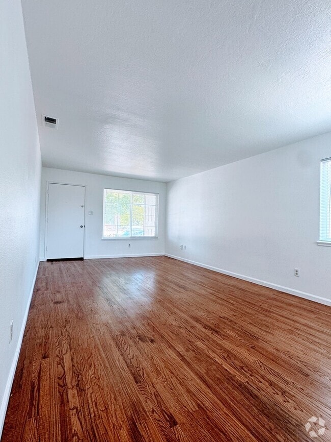 Building Photo - 10097 Nebula Way