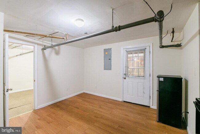 Building Photo - 1501 W Allegheny Ave